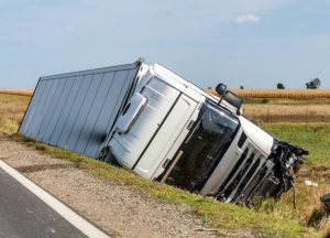 truck accidents with unsecured loading